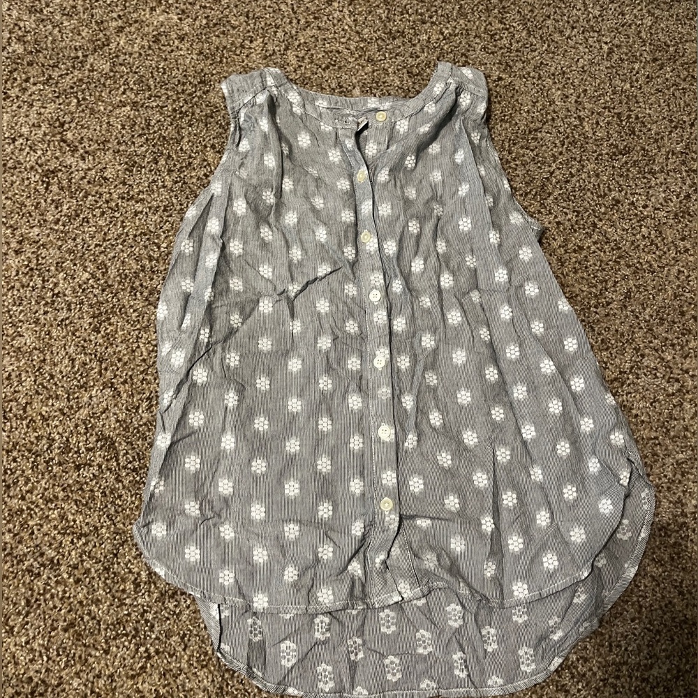 LOFT Gray and White Sleeveless Blouse